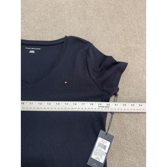 Tommy Hilfiger Shirt Womens XL Navy Blue V Neck Embroidered Flag Tee Cotton - Picture 7 of 8